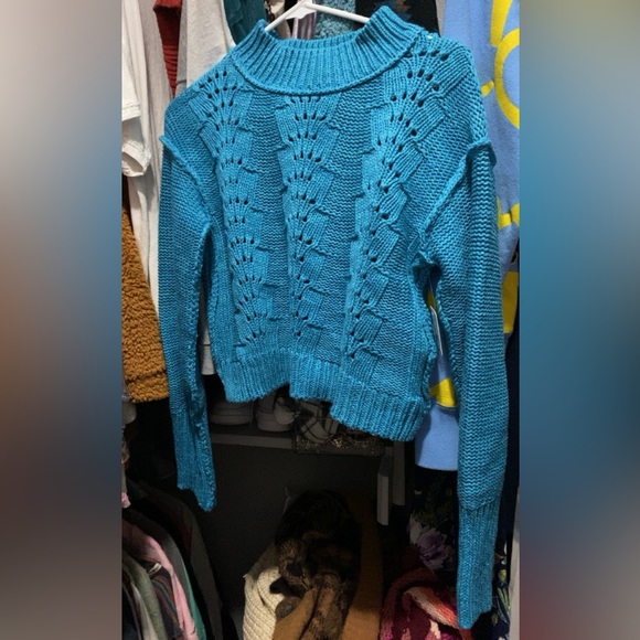 NWT FREE PEOPLE SWEATER 💙 - Picture 2 of 7